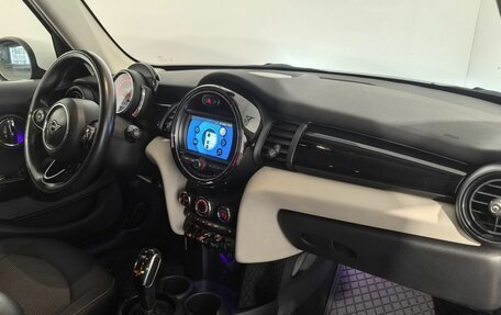 MINI Hatch, 2019 год, 1 500 000 рублей, 19 фотография