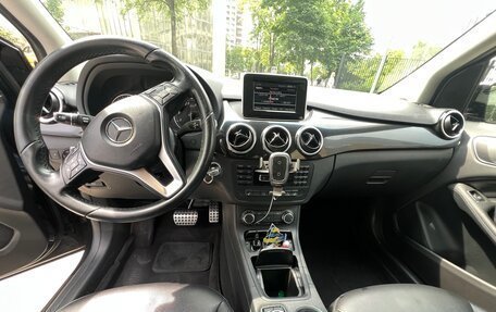 Mercedes-Benz B-Класс, 2014 год, 1 300 000 рублей, 22 фотография