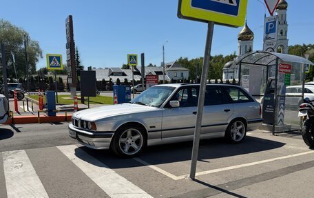 BMW 5 серия, 1996 год, 1 050 000 рублей, 24 фотография