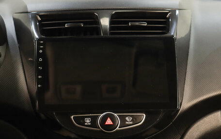 Hyundai Solaris II рестайлинг, 2014 год, 999 000 рублей, 13 фотография