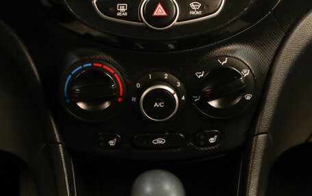 Hyundai Solaris II рестайлинг, 2014 год, 999 000 рублей, 14 фотография