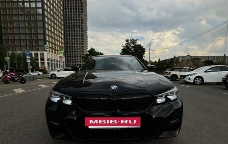 BMW 3 серия, 2019 год, 3 950 000 рублей, 2 фотография