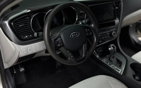 KIA Optima III, 2013 год, 650 000 рублей, 3 фотография