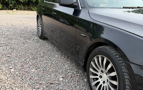 BMW 5 серия, 2004 год, 1 090 000 рублей, 3 фотография