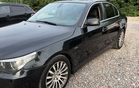 BMW 5 серия, 2004 год, 1 090 000 рублей, 13 фотография