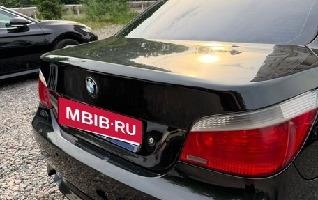 BMW 5 серия, 2004 год, 1 090 000 рублей, 8 фотография