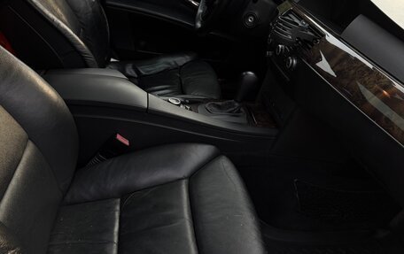 BMW 5 серия, 2004 год, 1 090 000 рублей, 27 фотография