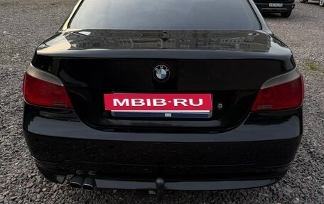 BMW 5 серия, 2004 год, 1 090 000 рублей, 30 фотография