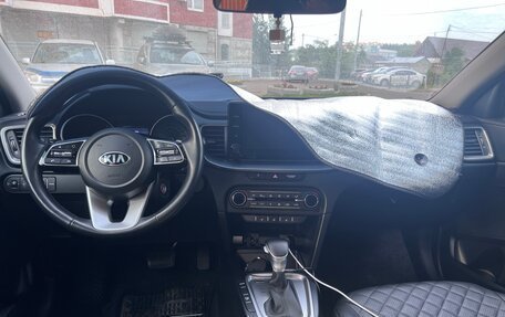 KIA cee'd III, 2021 год, 2 000 000 рублей, 10 фотография