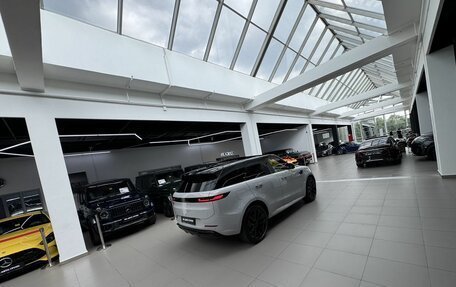 Land Rover Range Rover Sport, 2026 год, 18 190 000 рублей, 38 фотография