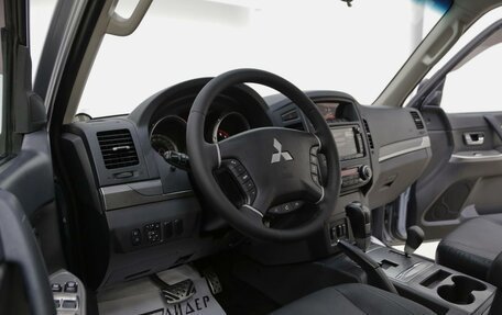 Mitsubishi Pajero IV, 2013 год, 2 045 000 рублей, 5 фотография