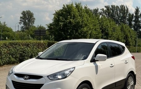 Hyundai ix35 I рестайлинг, 2012 год, 899 999 рублей, 1 фотография