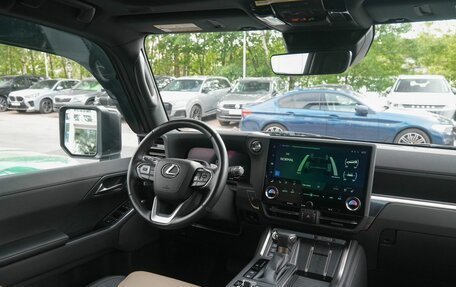 Lexus GX, 2024 год, 12 400 000 рублей, 13 фотография