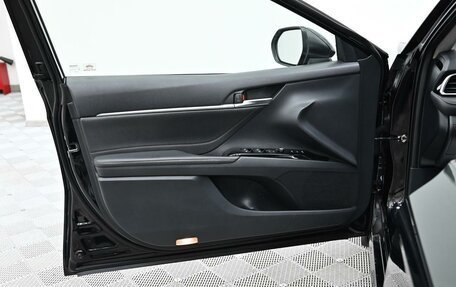 Toyota Camry, 2018 год, 2 115 000 рублей, 13 фотография