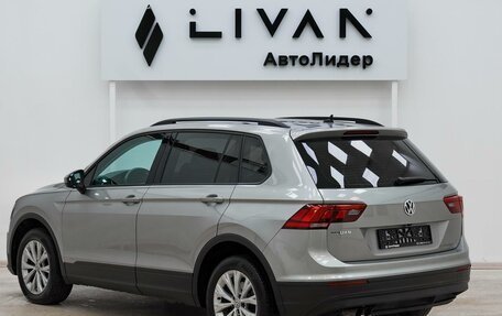 Volkswagen Tiguan II, 2019 год, 2 415 000 рублей, 4 фотография