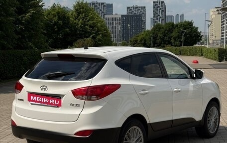Hyundai ix35 I рестайлинг, 2012 год, 899 999 рублей, 4 фотография