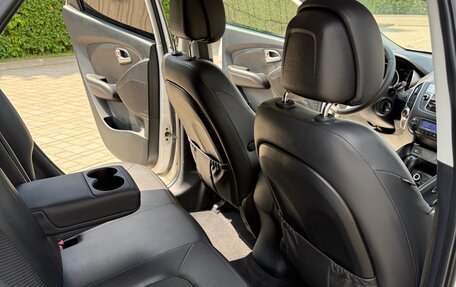 Hyundai ix35 I рестайлинг, 2012 год, 899 999 рублей, 10 фотография