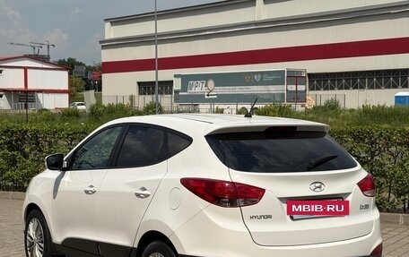 Hyundai ix35 I рестайлинг, 2012 год, 899 999 рублей, 6 фотография
