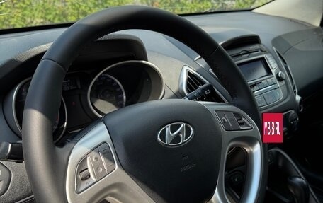 Hyundai ix35 I рестайлинг, 2012 год, 899 999 рублей, 15 фотография