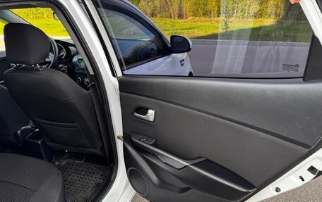 KIA Rio III рестайлинг, 2014 год, 870 000 рублей, 22 фотография