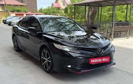 Toyota Camry, 2020 год, 2 560 000 рублей, 2 фотография
