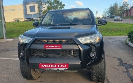 Toyota 4Runner, 2026 год, 3 990 000 рублей, 10 фотография