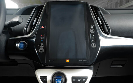 Toyota Prius IV XW50, 2017 год, 2 479 000 рублей, 17 фотография