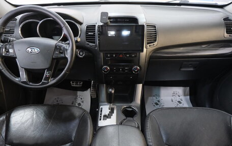 KIA Sorento II рестайлинг, 2011 год, 1 619 000 рублей, 14 фотография