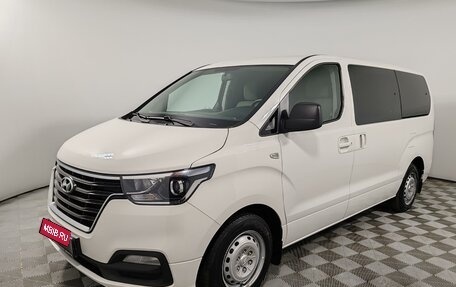 Hyundai H-1 II рестайлинг, 2021 год, 3 299 000 рублей, 1 фотография