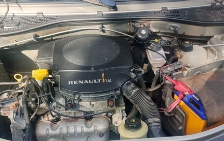 Renault Logan I, 2010 год, 575 000 рублей, 12 фотография