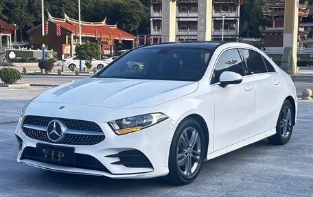 Mercedes-Benz A-Класс, 2021 год, 2 216 000 рублей, 10 фотография