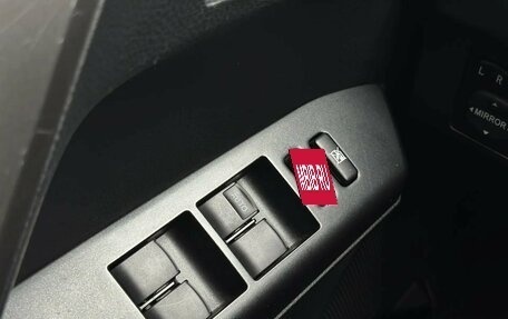 Toyota RAV4, 2017 год, 2 699 000 рублей, 10 фотография