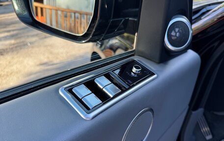 Land Rover Range Rover IV рестайлинг, 2017 год, 7 250 000 рублей, 17 фотография