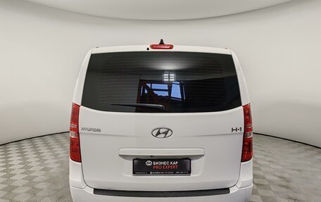 Hyundai H-1 II рестайлинг, 2021 год, 3 299 000 рублей, 6 фотография