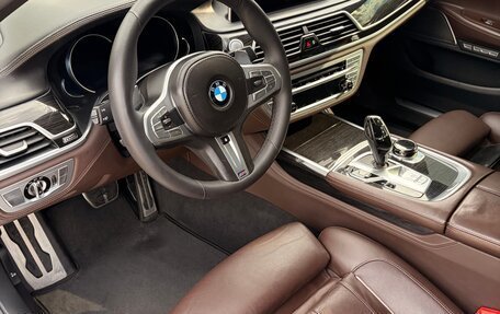 BMW 7 серия, 2018 год, 4 800 000 рублей, 11 фотография