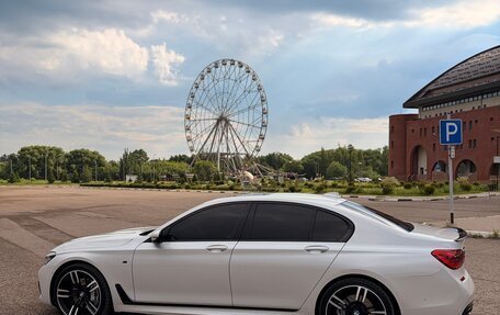 BMW 7 серия, 2018 год, 4 800 000 рублей, 8 фотография