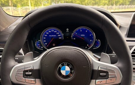 BMW 7 серия, 2018 год, 4 800 000 рублей, 16 фотография