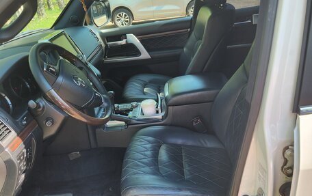Toyota Land Cruiser 200, 2018 год, 6 750 000 рублей, 9 фотография