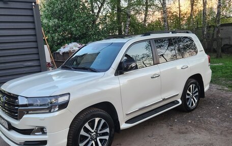 Toyota Land Cruiser 200, 2018 год, 6 750 000 рублей, 11 фотография