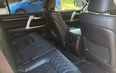 Toyota Land Cruiser 200, 2018 год, 6 750 000 рублей, 15 фотография