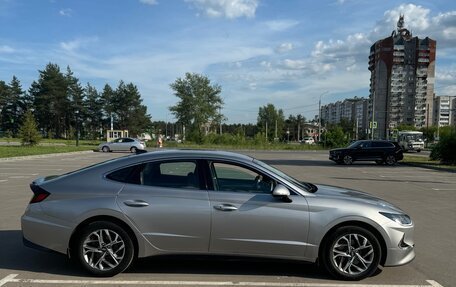 Hyundai Sonata VIII, 2020 год, 2 380 000 рублей, 3 фотография