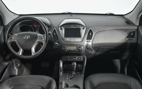 Hyundai ix35 I рестайлинг, 2015 год, 1 290 000 рублей, 14 фотография