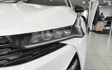 KIA K5, 2022 год, 2 590 000 рублей, 21 фотография