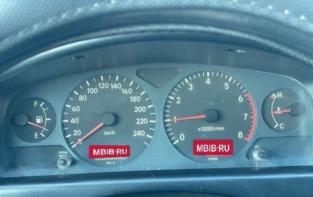 Toyota Avensis III рестайлинг, 1998 год, 198 000 рублей, 18 фотография