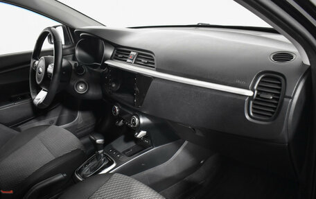 KIA Rio IV, 2018 год, 1 590 000 рублей, 13 фотография