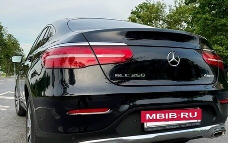 Mercedes-Benz GLC Coupe, 2017 год, 4 150 000 рублей, 2 фотография