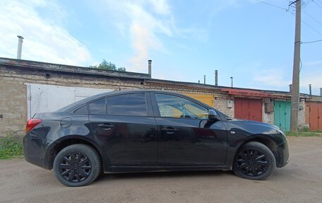 Chevrolet Cruze II, 2012 год, 715 000 рублей, 3 фотография