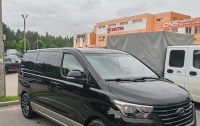 Hyundai Grand Starex Grand Starex I рестайлинг 2, 2019 год, 3 050 000 рублей, 1 фотография