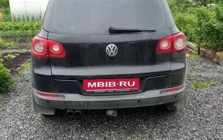 Volkswagen Tiguan I, 2010 год, 1 000 000 рублей, 3 фотография