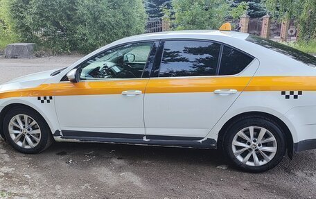 Skoda Octavia, 2018 год, 900 000 рублей, 4 фотография